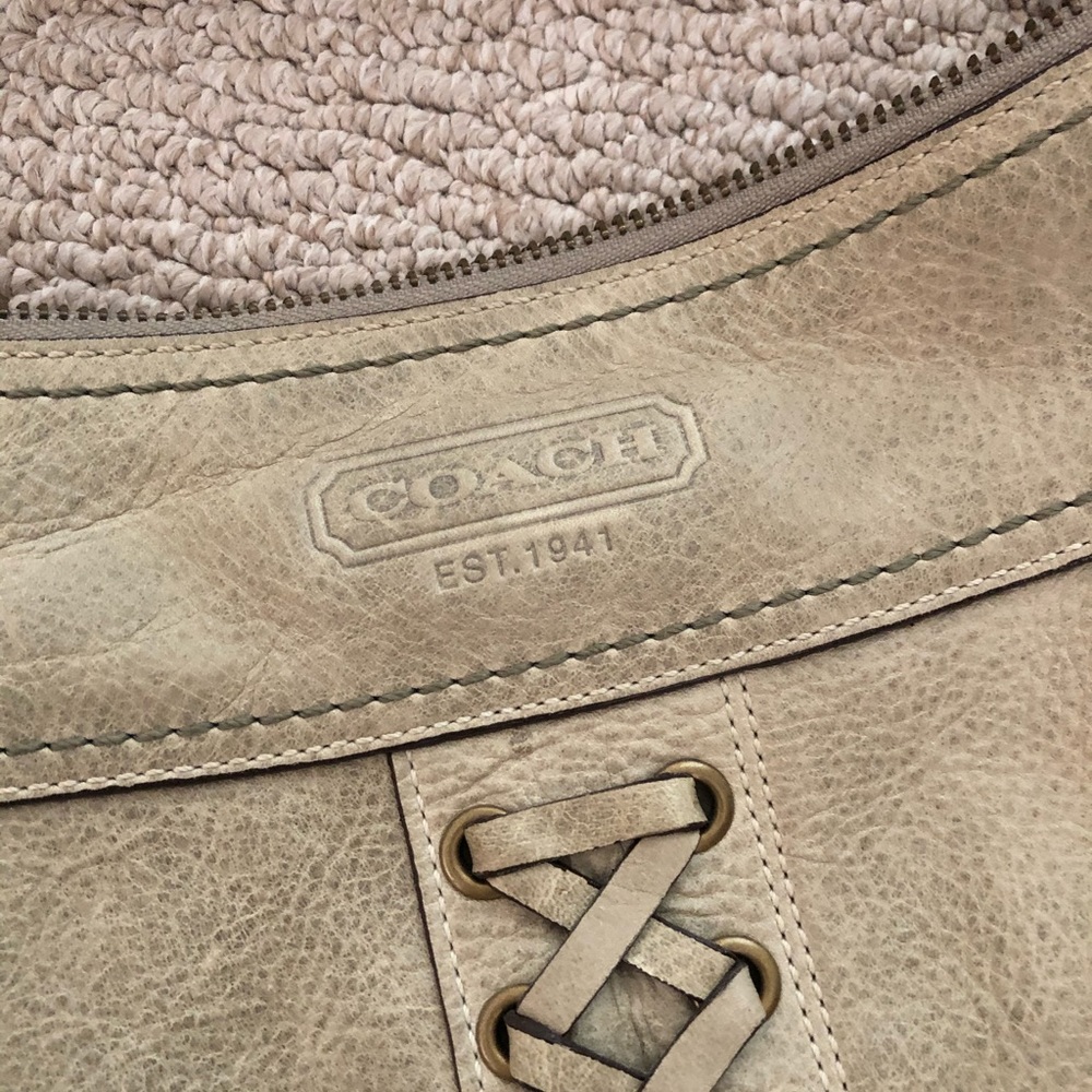 Coach purse - Picture 4 of 4